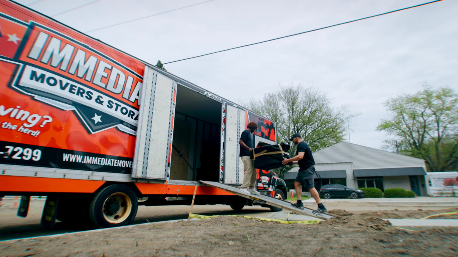 Northwest Indiana Moving Company Immediate Movers & Storage Partners with Hunter Woods Sales Leader Brad Anderson to Elevate Homebuyer Experience